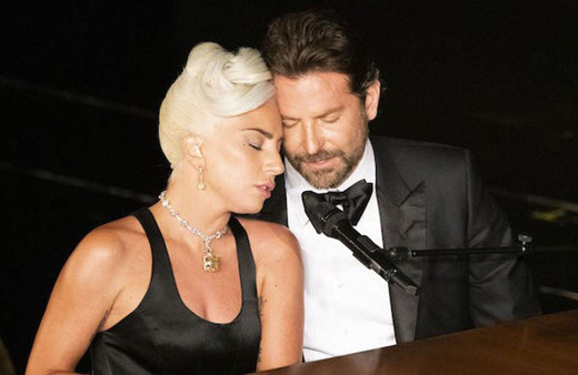 Lady Gaga'dan açıklama geldi Bradley Cooper'la aralarında aşk var mı?