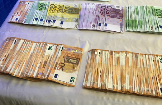 Milyon dolarlık bahis operasyonu gözaltına alınanlardan biri TV programcısı çıktı