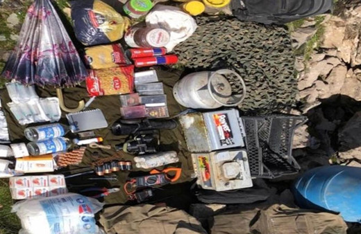 Şırnak'ta 4 sığınakta silah ve mühimmat bulundu