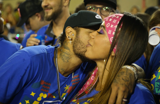 Neymar'la Anitta'nın samimi pozları olay oldu