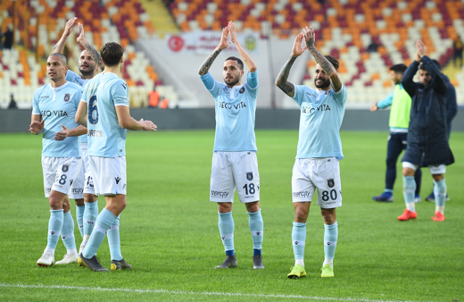 Medipol Başakşehir'in konuğu Göztepe