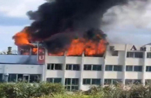 Girne Amerikan Üniversitesi’nde korkutan yangın!