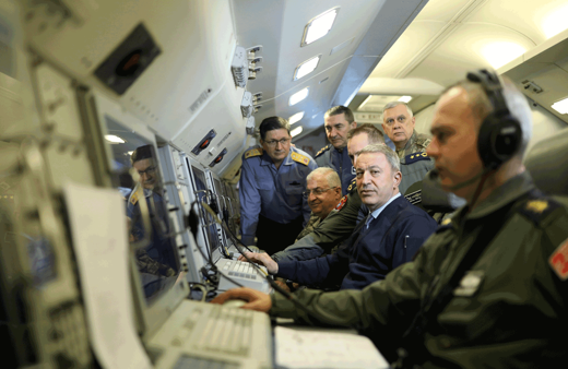 Milli Savunma Bakanı Hulusi Akar, Mavi Vatan Tatbikatı'ında