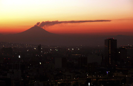 Meksika'nın Popocatepetl Volkanı’nda korkutan hareketlenme