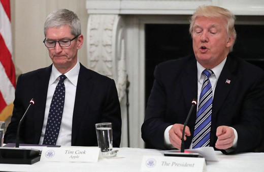 ABD Başkanı Trump'ın Tim Cook gafı olay oldu!