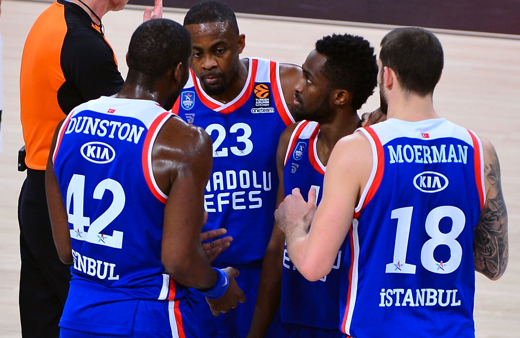 Anadolu Efes, Barcelona'yı ağırlayacak