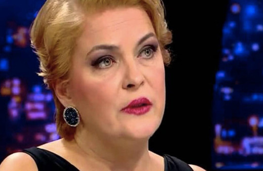 Nurseli İdiz  kaç yaşında ilk eşi ve çocukları kimdir?