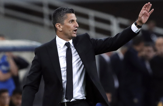 Beşiktaş'ta Razvan Lucescu sesleri