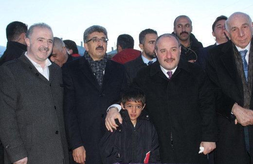 Bakan Varank iki aşiret arasındaki kan davasını sonlandırdı