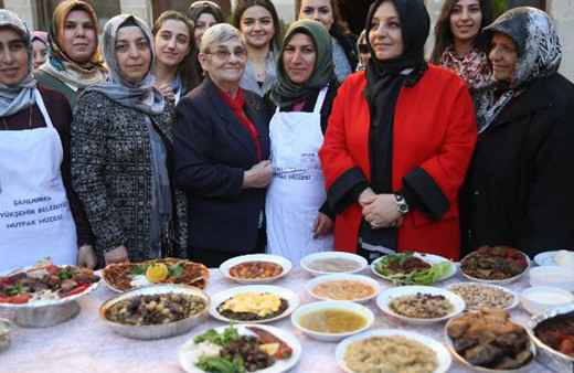 Çiğ köfte sağlığa zararlı mı? Canan Karatay açıkladı