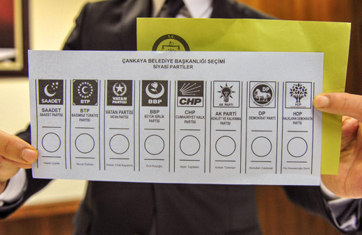 CHP’ye mühür basılmış sahte oy pusulası ele geçirildi