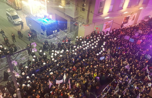 Gerçekten ezan ıslıklandı mı işin aslı ne? Sağduyu mesajı ve özür geldi