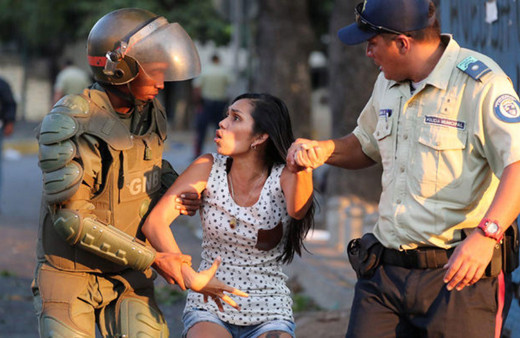 Venezuela'da yağma başladı! okullar tatil, devlet ile iş yerlerinde çalışma yok