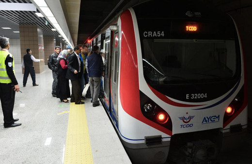 Marmaray ve Başkentray yarın seferlere başlıyor! Sağlıkçılara 3 ay daha ücretsiz