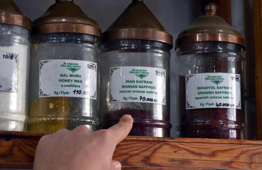 Safranın faydaları neler şifa deposu çıktı fiyatı dudak uçuklattı