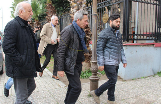 Zafer Çika'nın cenazesi alındı eşi Demet Akbağ perişan halde