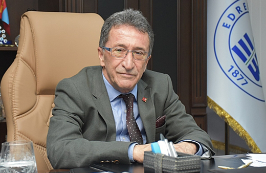 Kemal Saka CHP yönetimini topa tuttu: O isimler hala partide