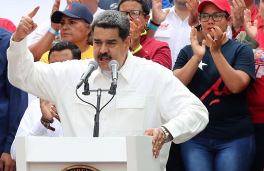 Maduro resti çekti! ABD'nin siber saldırısı var