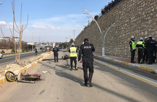 Uşak'ta feci kaza: Trafik polisi oğlunun ölüm haberini aldı!