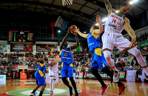 Pınar Karşıyaka çeyrek finale yükseldi