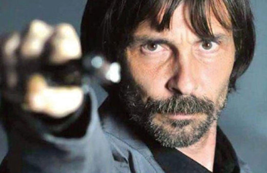 Behzat Ç.'nin 'Hayalet'inden Erdal Beşikçioğlu'na tepki