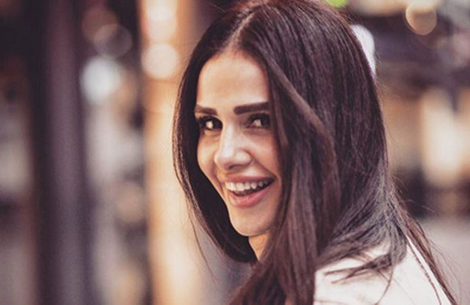 Azeri şarkıcı Günel öyle bir değişmiş ki gören güzelliğine şaşırıyor