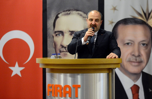 Mustafa Varank: "Yerel ile genel uyum içinde çalışmalı"