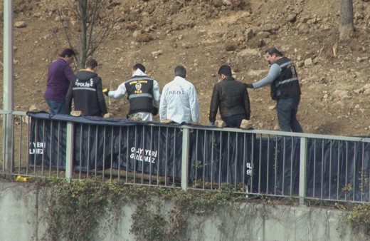 İstanbul TEM otoyolu kenarındaki tencereden patlayıcı çıktı