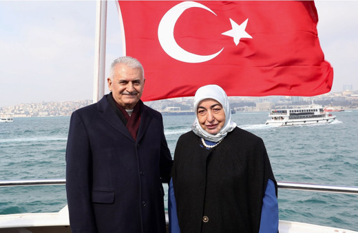 Binali Yıldırım Üsküdar'da hemşehrileriyle bir araya geldi