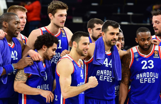 Anadolu Efes, İspanya deplasmanında