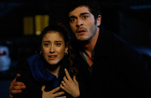 Bizim Hikaye'nin yıldızı Burak Deniz'in dudağını köpek ısırdı son halini paylaştı