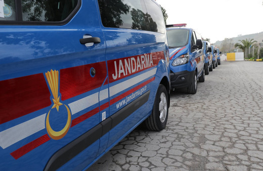 Jandarmanın denetimlerini sızdıran astsubay ve uzman çavuş tutuklandı