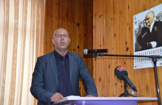 Çorum'un adayı Kemal Dümenci seçim vaatlerini noterde onaylattı