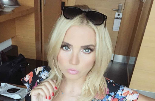 Ece Erken'in evlilikleri kaç kere evlendi ilk eşi Tuncer Öztarhan' kimdir?