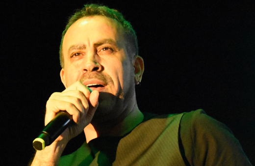 Haluk Levent'ten katledilen 50 Müslüman için anlamlı hareket