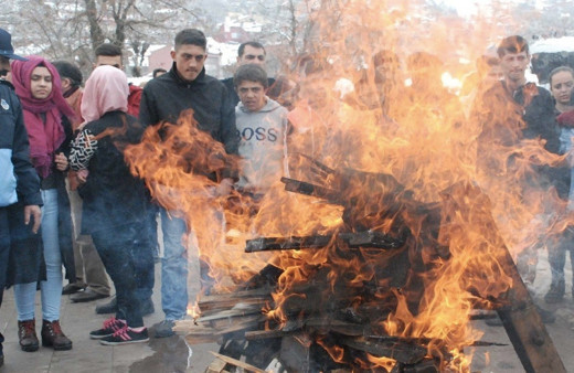 Nevruz şiirleri nevruz bayramı özel uzun kısa şiirler rehberi