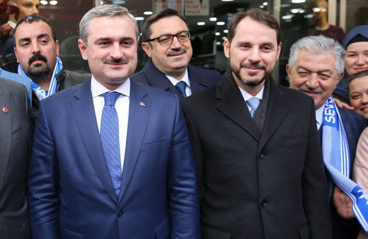 Bakan Albayrak: Belediyelerin imkanlarını teröre destek vermek amacıyla kullandılar