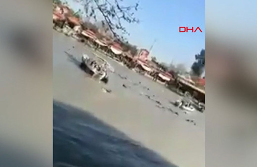 Musul'da feribot battı: En az 40 ölü