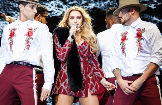 Hadise'den hayranlarına: "Hiçbir yerde görmediğiniz videolarım..."