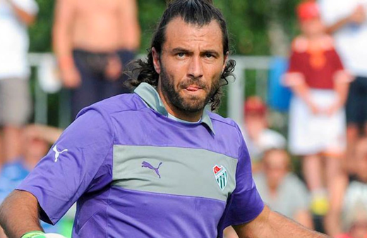 Bursaspor'un eski yıldızı ölümden döndü