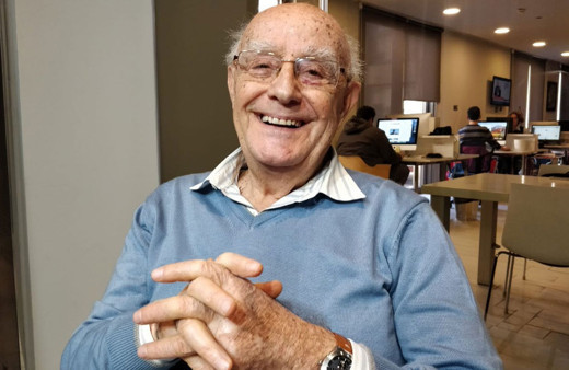 Turgut Kazan'dan ''AK Parti afişleri indirilsin'' talebi!