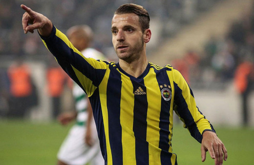 Fenerbahçe'nin futbolcusu Soldado La Liga tarihine geçti