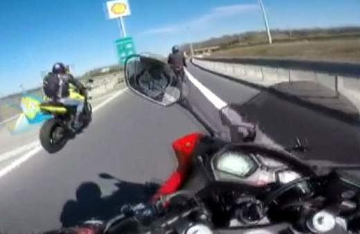 Kaza anı kamerada! Ölümden kıl payı kurtuldu