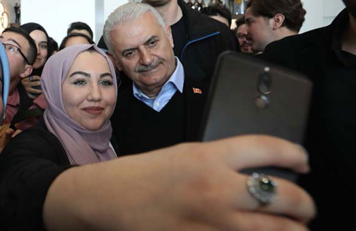 Binali Yıldırım, "Türkiye'nin en büyüğünü yapacağız" deyip müjdeyi verdi!