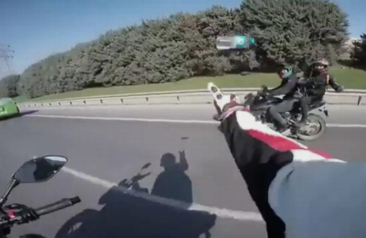 İstanbul'da trafikte şok görüntüler: Gözaltına alındılar!