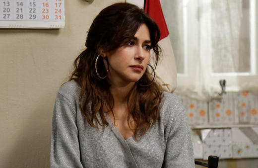 Nesrin Cavadzade iç gösteren kıyafetini paylaştı sosyal medyada tepki çekti