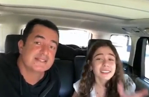 Acun Ilıcalı kızı Leyla ile rap söylerken çektiği videosunu paylaştı