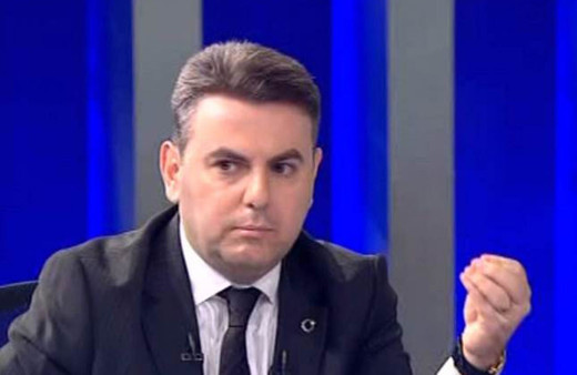 Korkmaz Karaca'dan nükteli 'İsmail Küçükkaya' paylaşımı