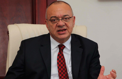 MHP'li Cengiz Ergün'ün mitingteki zor anları! Ortalık karıştı