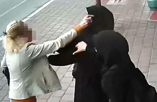 Başörtülü kızlara hakaret etmişti! Gözaltına alındı